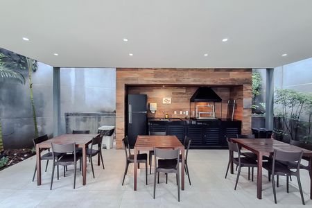 Studio para alugar com 33m², 1 quarto e 1 vaga Studio para alugar com 33m², 1 quarto e 1 vagaÁrea comum - Churrasqueira