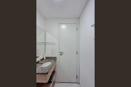 Studio para alugar com 33m², 1 quarto e 1 vaga Studio para alugar com 33m², 1 quarto e 1 vagaBanheiro