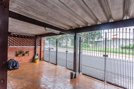 Casa à venda com 130m², 2 quartos e 3 vagas Casa à venda com 130m², 2 quartos e 3 vagasGaragem