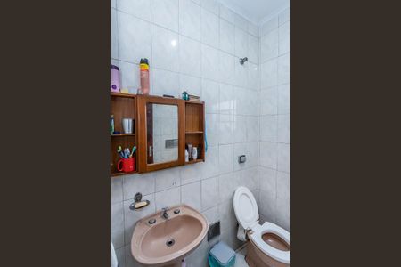 Casa à venda com 130m², 2 quartos e 3 vagas Casa à venda com 130m², 2 quartos e 3 vagasBanheiro