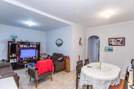 Sala de casa à venda com 2 quartos, 130m² em Jardim Regina, São Paulo