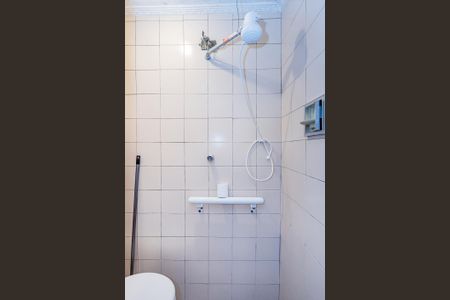Casa à venda com 130m², 2 quartos e 3 vagas Casa à venda com 130m², 2 quartos e 3 vagasBanheiro de serviço