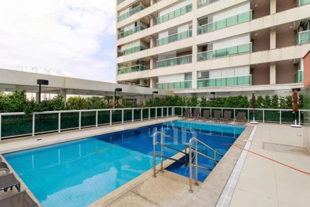 Apartamento à venda com 44m², 1 quarto e 1 vaga