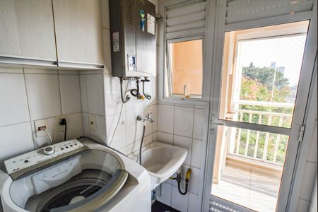 Apartamento para alugar com 57m², 2 quartos e 1 vaga Apartamento para alugar com 57m², 2 quartos e 1 vagaCozinha e Área de Serviço