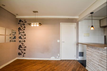 Sala de apartamento para alugar com 2 quartos, 57m² em Campestre, Santo André