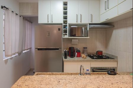 Apartamento para alugar com 75m², 2 quartos e 1 vaga Apartamento para alugar com 75m², 2 quartos e 1 vagaCozinha