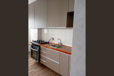 Cozinha de apartamento para alugar com 2 quartos, 60m² em Jardim Jaragua, Taubaté