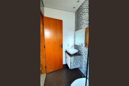 Casa de condomínio para alugar com 250m², 4 quartos e 4 vagas