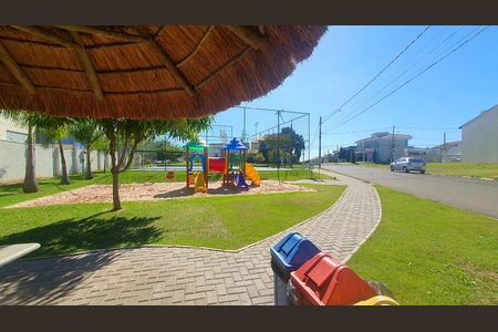 Casa de condomínio para alugar com 250m², 4 quartos e 4 vagas
