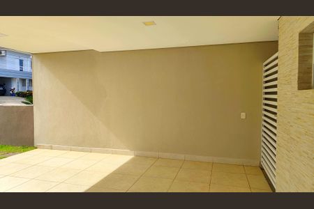 Casa de condomínio para alugar com 250m², 4 quartos e 4 vagas