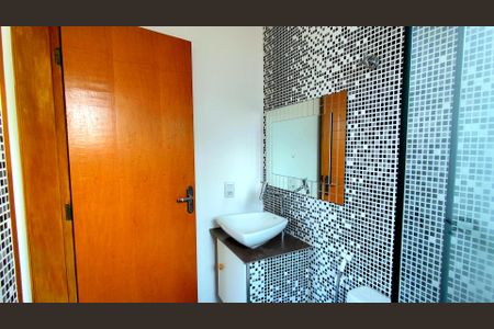 Casa de condomínio para alugar com 250m², 4 quartos e 4 vagas