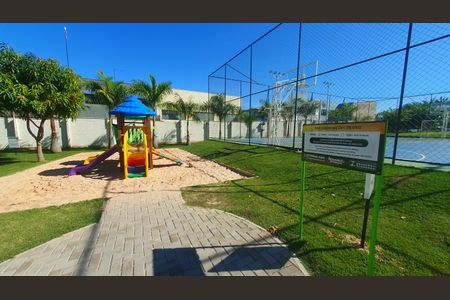 Casa de condomínio para alugar com 250m², 4 quartos e 4 vagas