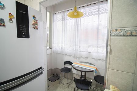 Casa à venda com 251m², 3 quartos e 2 vagasCOZINHA E ÁREA DE SERVIÇO