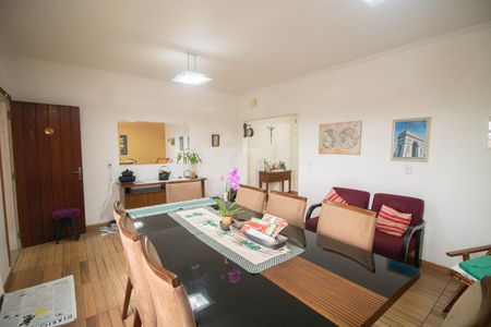 Casa à venda com 251m², 3 quartos e 2 vagasSALA DE JANTAR