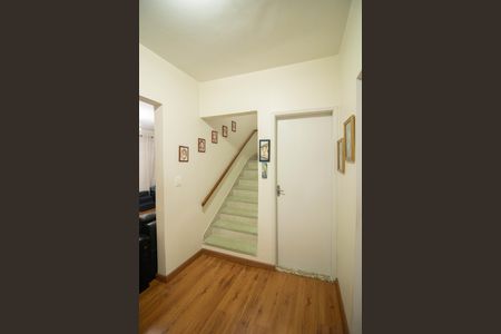 Casa à venda com 251m², 3 quartos e 2 vagasHALL DAS SALAS