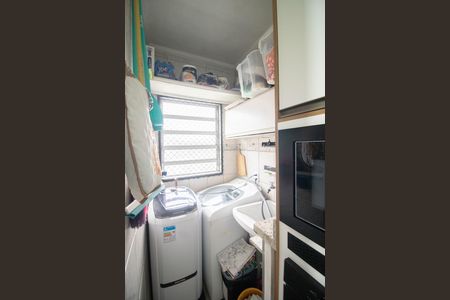 Casa à venda com 251m², 3 quartos e 2 vagasCOZINHA E ÁREA DE SERVIÇO
