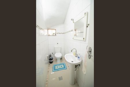 Casa à venda com 251m², 3 quartos e 2 vagasLAVABO