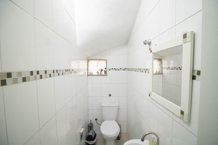 Casa à venda com 251m², 3 quartos e 2 vagasLAVABO