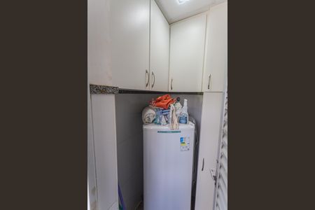 Apartamento à venda com 105m², 3 quartos e 2 vagas Apartamento à venda com 105m², 3 quartos e 2 vagasDespensa