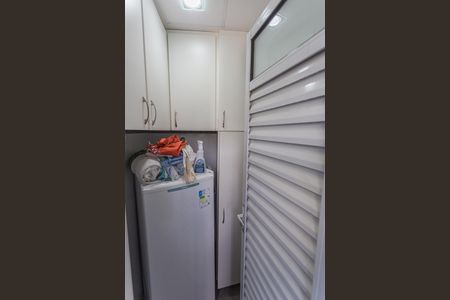 Apartamento à venda com 105m², 3 quartos e 2 vagas Apartamento à venda com 105m², 3 quartos e 2 vagasDespensa