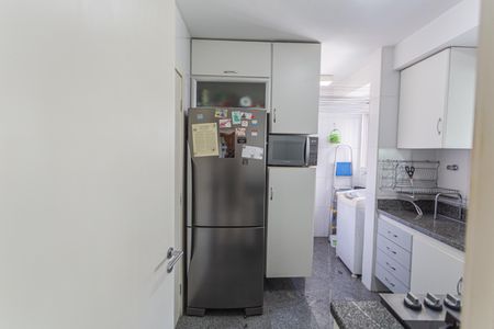 Apartamento à venda com 105m², 3 quartos e 2 vagas Apartamento à venda com 105m², 3 quartos e 2 vagasCozinha