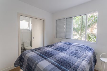 Apartamento à venda com 105m², 3 quartos e 2 vagas Apartamento à venda com 105m², 3 quartos e 2 vagasSuíte