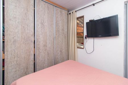 Quarto 2 de casa de condomínio à venda com 2 quartos, 48m² em São José, Porto Alegre