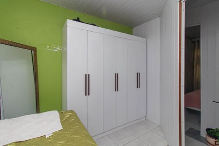Casa de condomínio à venda com 48m², 2 quartos e 1 vaga Casa de condomínio à venda com 48m², 2 quartos e 1 vagaQuarto 1
