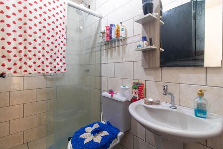 Casa de condomínio à venda com 48m², 2 quartos e 1 vaga Casa de condomínio à venda com 48m², 2 quartos e 1 vagaBanheiro Social