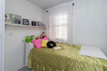 Quarto 1 de casa de condomínio à venda com 2 quartos, 48m² em São José, Porto Alegre