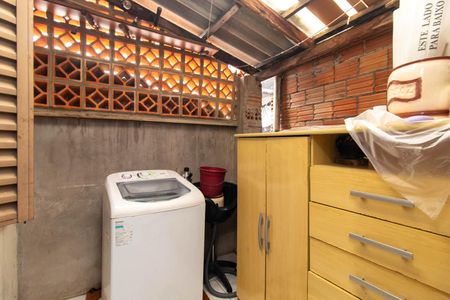 Casa de condomínio à venda com 48m², 2 quartos e 1 vaga Casa de condomínio à venda com 48m², 2 quartos e 1 vagaBanheiro do Quarto 2