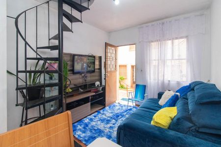 Sala de casa de condomínio à venda com 2 quartos, 48m² em São José, Porto Alegre