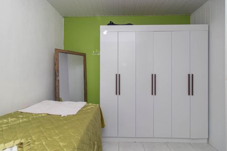 Casa de condomínio à venda com 48m², 2 quartos e 1 vaga Casa de condomínio à venda com 48m², 2 quartos e 1 vagaQuarto 1