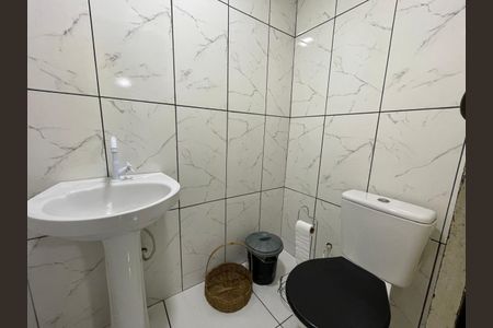 Casa à venda com 230m², 4 quartos e 1 vaga