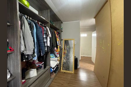 Casa à venda com 230m², 4 quartos e 1 vaga