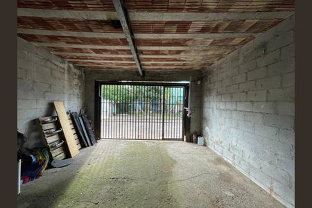 Casa à venda com 230m², 4 quartos e 1 vaga