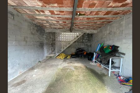 Casa à venda com 230m², 4 quartos e 1 vaga