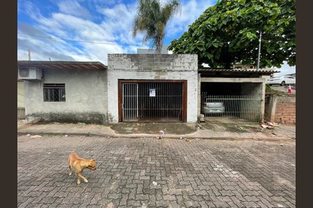 Fachada de casa à venda com 4 quartos, 230m² em Canudos, Novo Hamburgo