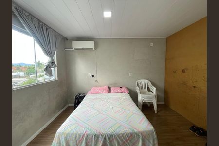 Casa à venda com 4 quartos, 230m² em Canudos, Novo Hamburgo