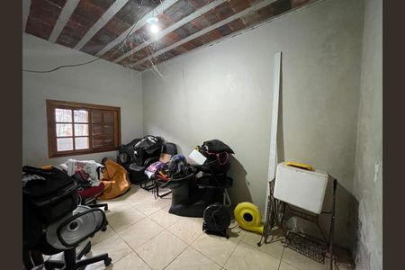 Casa à venda com 230m², 4 quartos e 1 vaga