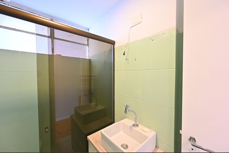 Apartamento à venda com 97m², 2 quartos e 1 vagaBanheiro Social