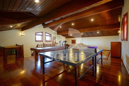 Casa à venda com 500m², 4 quartos e 4 vagas