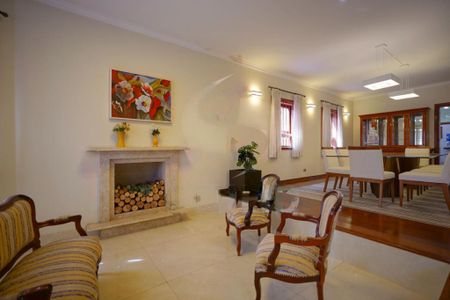 Casa à venda com 500m², 4 quartos e 4 vagas