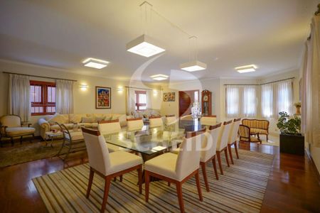 Casa à venda com 500m², 4 quartos e 4 vagas