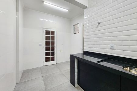 Apartamento para alugar com 126m², 3 quartos e 1 vaga Apartamento para alugar com 126m², 3 quartos e 1 vagaCozinha