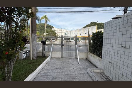Apartamento para alugar com 109m², 3 quartos e 2 vagas Apartamento para alugar com 109m², 3 quartos e 2 vagasFachada