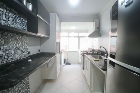 Apartamento para alugar com 109m², 3 quartos e 2 vagas Apartamento para alugar com 109m², 3 quartos e 2 vagasCozinha