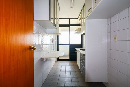 Apartamento para alugar com 58m², 2 quartos e 1 vaga