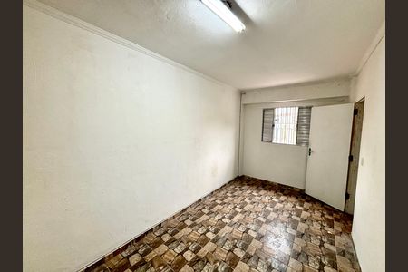 Quarto 1 de casa para alugar com 2 quartos, 34m² em Vila Dalila, São Paulo