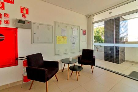 Apartamento à venda com 39m², 2 quartos e 1 vaga Apartamento à venda com 39m², 2 quartos e 1 vagaHall